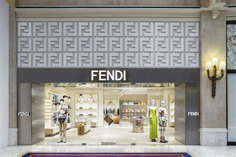 fendi clothing shop online